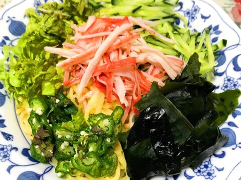 野菜たっぷりヘルシー冷麺